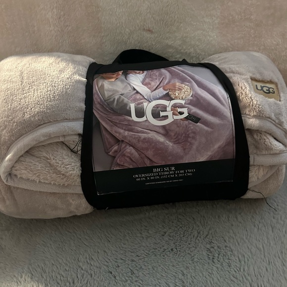 UGG Other Ugg Big Sur Oversized Throw For Two Poshmark
